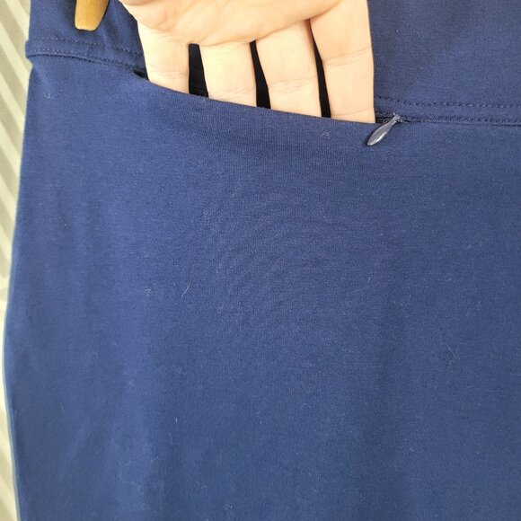 Lands End XL 18 Pull On Stretch Waist Athleasure Wide Leg Leggings Pants Navy - Picture 3 of 6